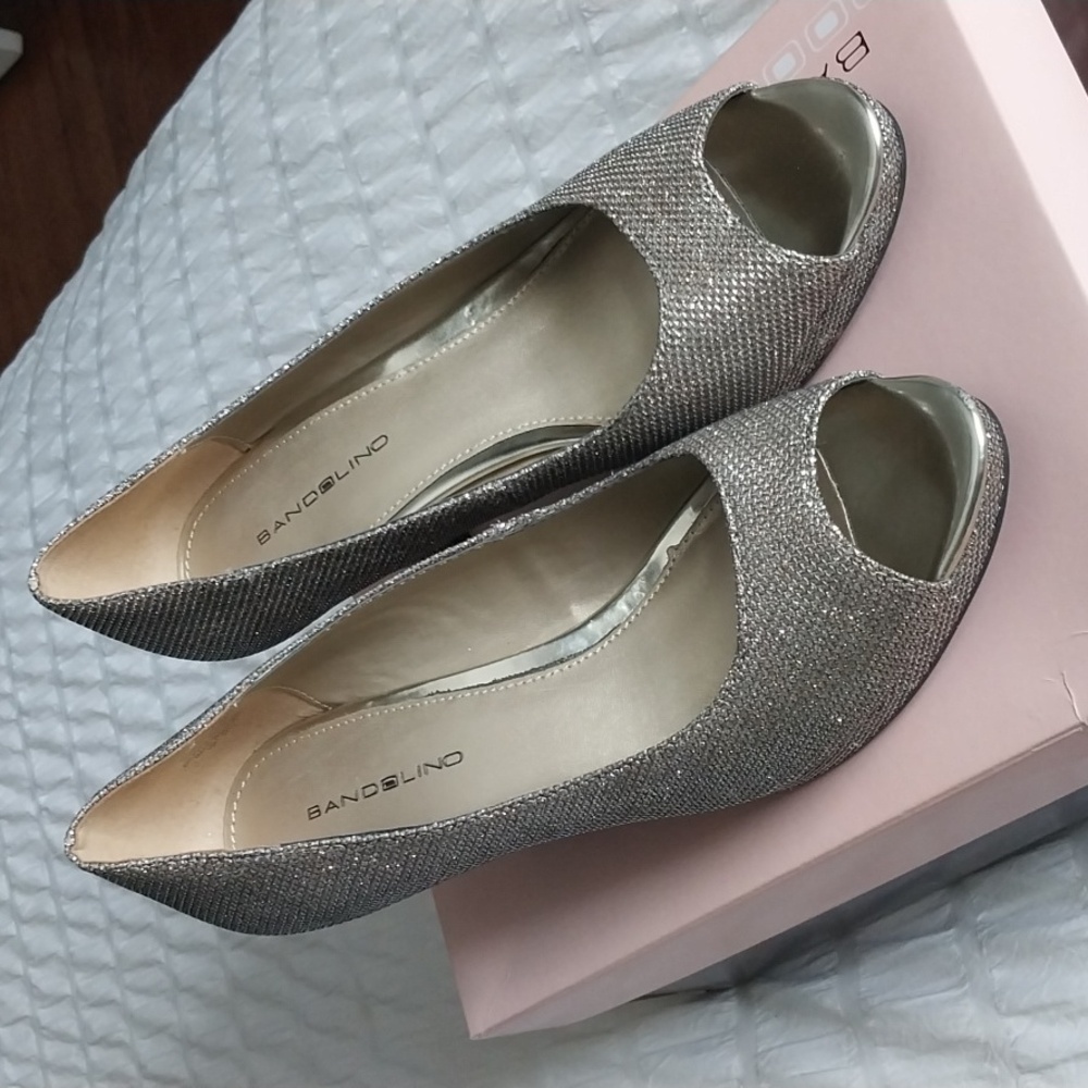 Elegant Sliver Peep-Toe Heels - Picture 2 of 4